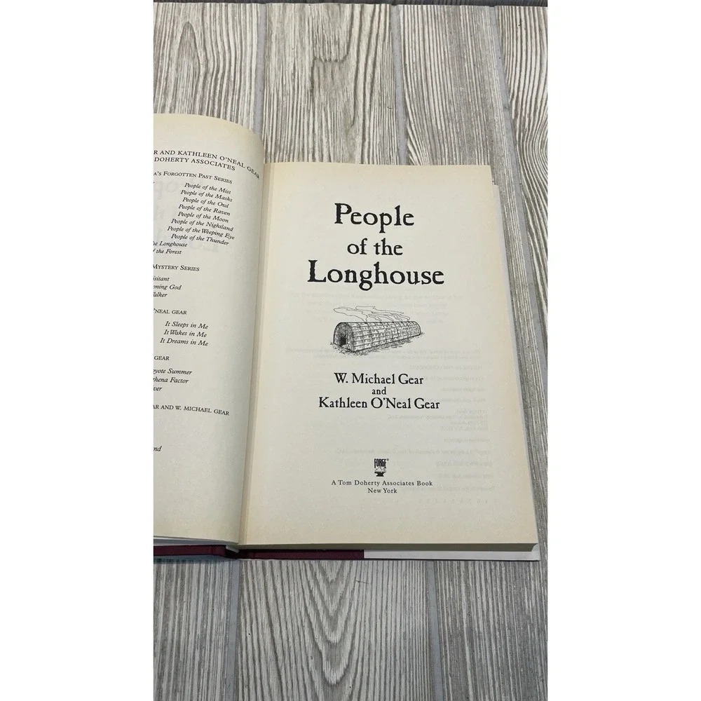 People of the Longhouse: A Novel of North America's Forgotten Past Hardcover DJ
